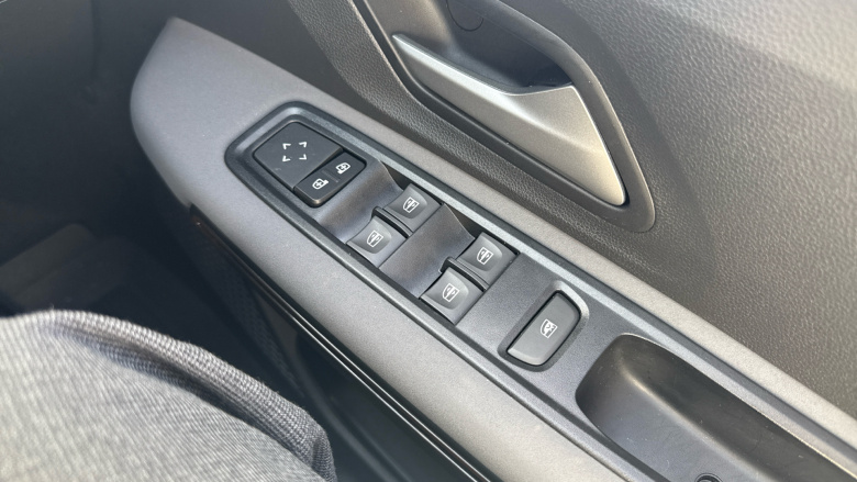 Dacia Sandero Stepway 1.0 TCe Extreme 5dr CVT Petrol Hatchback